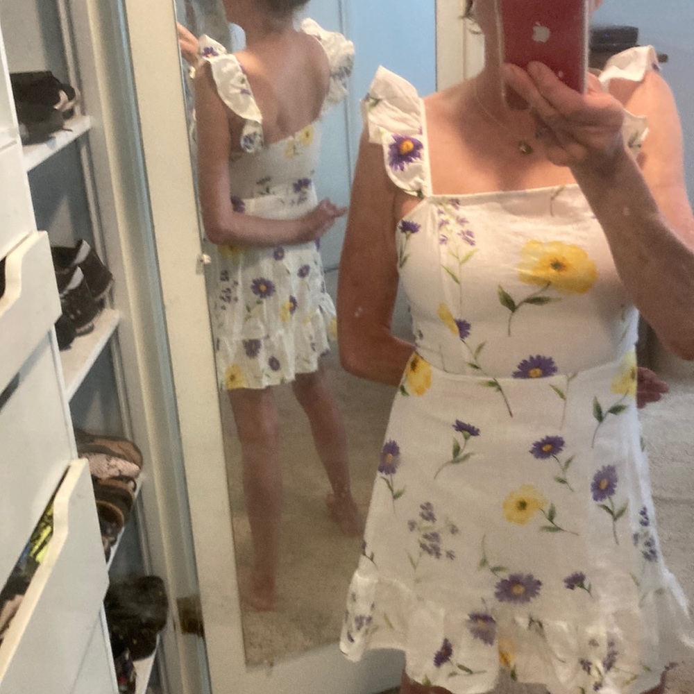 Forever 21 Flouncy Floral Milkmaid Sundress Purple Yellow Green in Size Medium